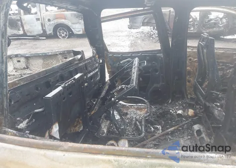 2018 Chevrolet Silverado 1500 2Lt from USA, damaged, VIN 3GCUKREC7JG158027